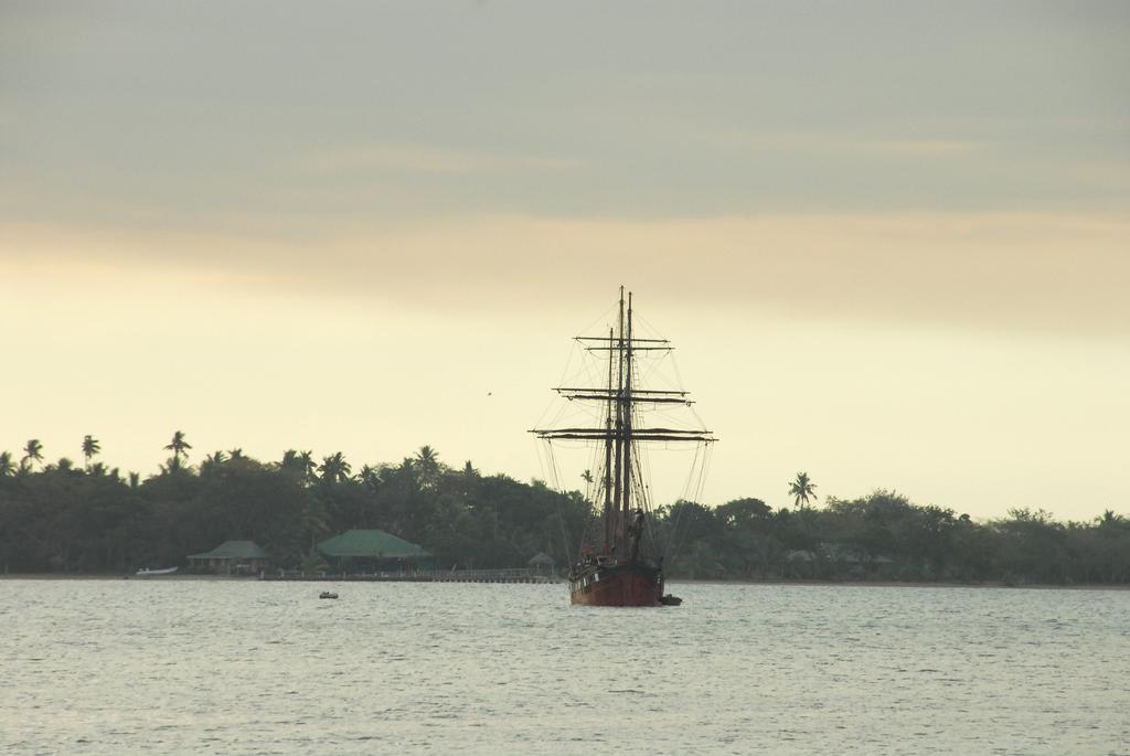 Tanoa Waterfront Hotel Lautoka Εξωτερικό φωτογραφία